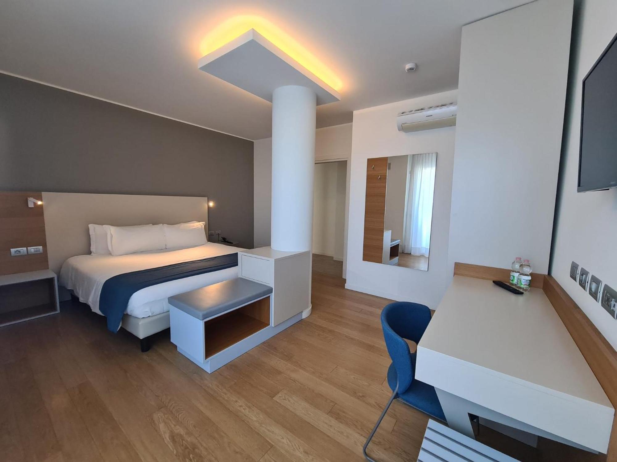 Hesperia Hotel & Residence 리도 디 예솔로 객실 사진